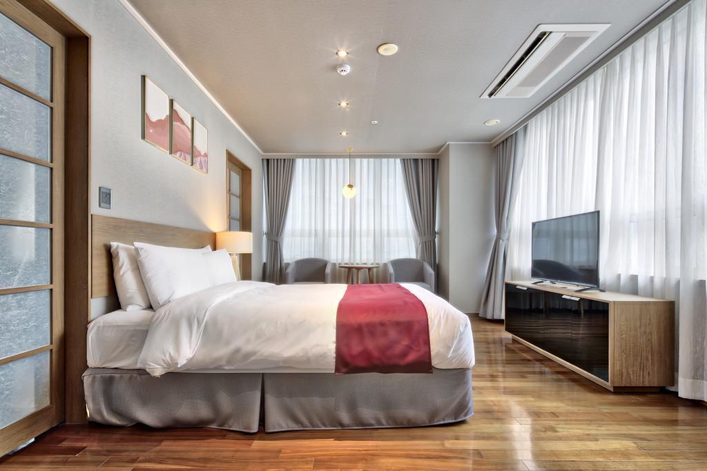 Ramada Hotel And Suites Seoul Namdaemun المظهر الخارجي الصورة